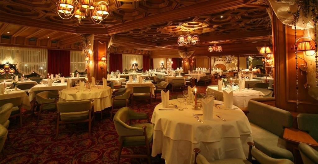 Alpen Hotel Corona Виго-ди-Фасса Экстерьер фото