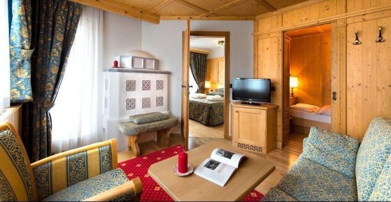 Alpen Hotel Corona Виго-ди-Фасса Экстерьер фото