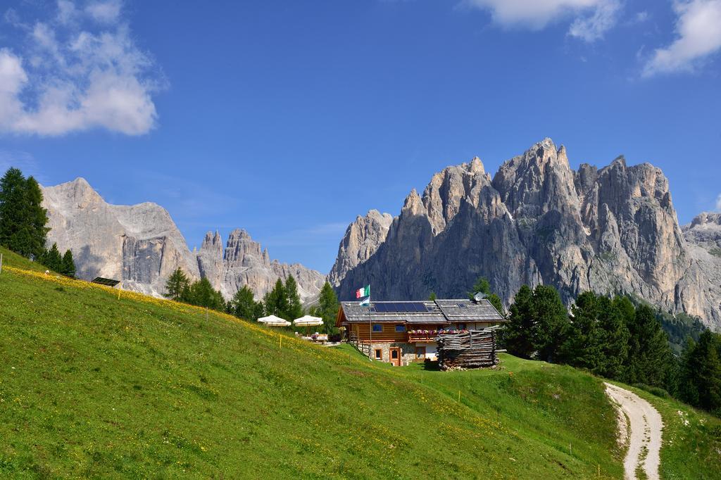 Alpen Hotel Corona Виго-ди-Фасса Экстерьер фото